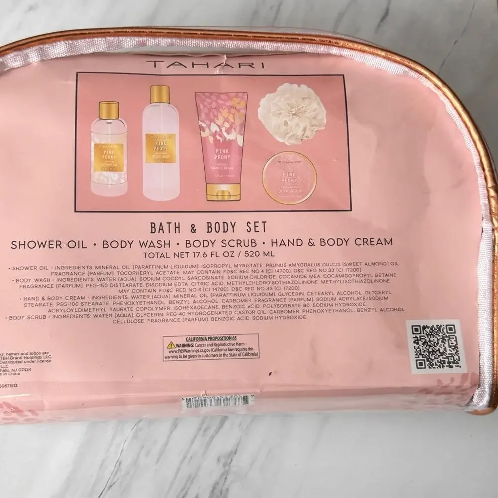 TAHARI LIMITED EDITION Bath & Body Collection Five Piece Set